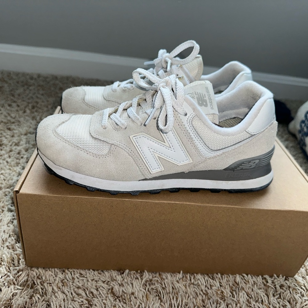 New Balance 574 Shoes